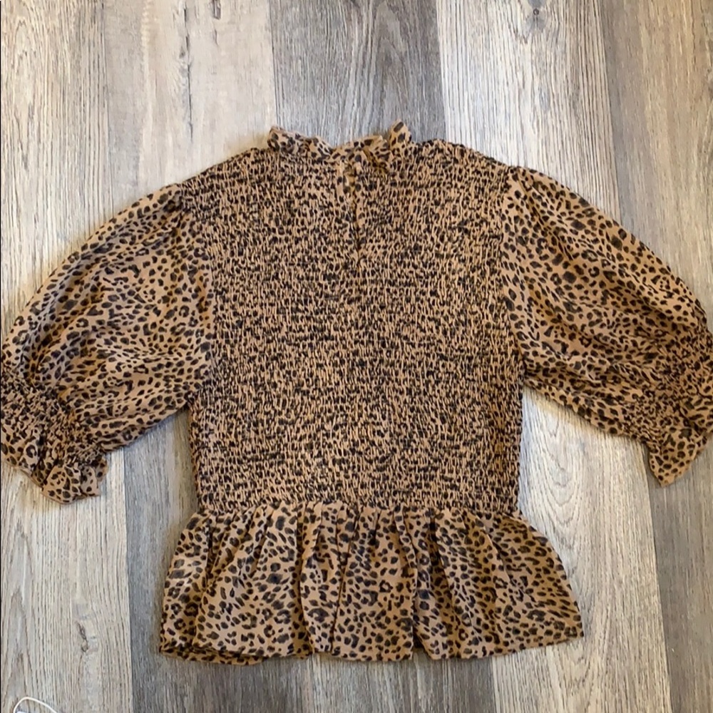 Leopard Top - Picture 4 of 7